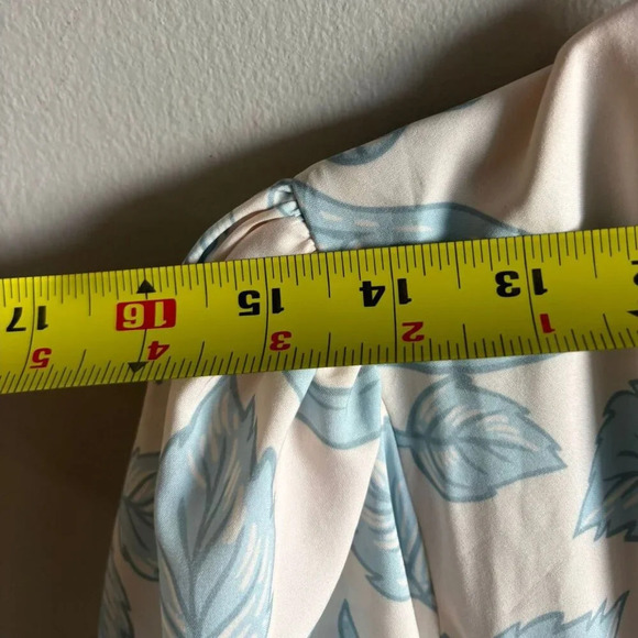 Almada Womens Puff Sleeve Side Cutouts Floral Maxi Dress Blue White Sz Small - Picture 2 of 13